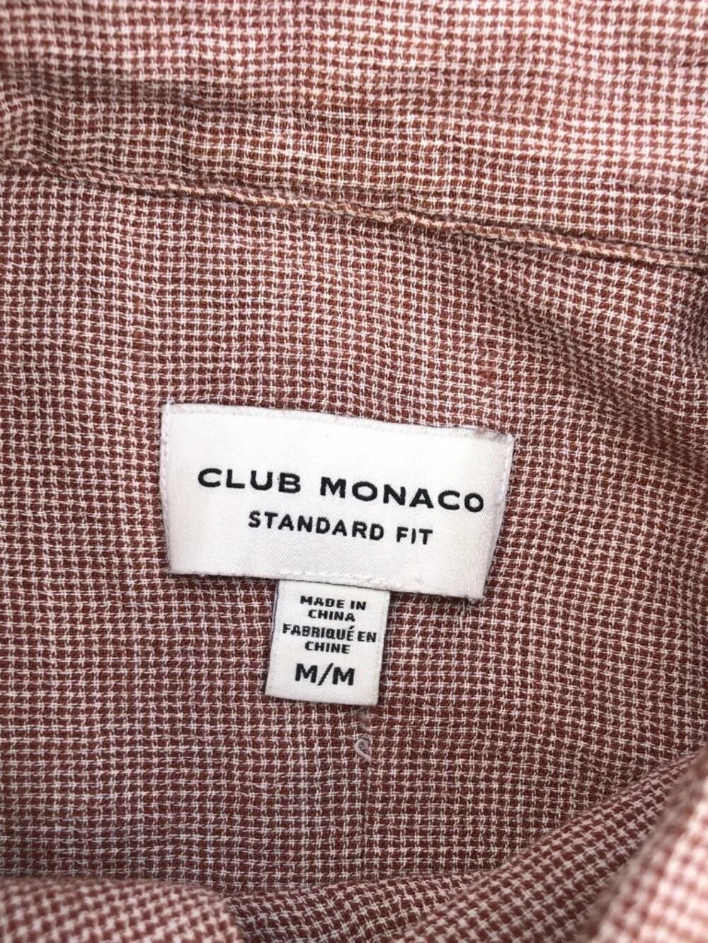 CLUB MONACO Texture Button Down Shirt Men's MEDIUM Standard Fit Red Long Sleeve